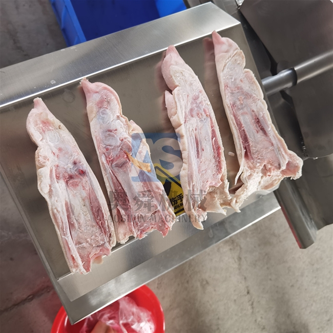 猪蹄劈半机 商用羊蹄牛蹄分半机 圆锯猪脚式劈半机